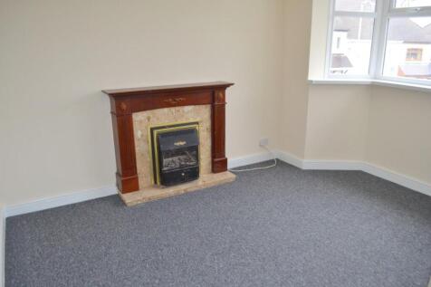 Front Lounge (Medium).JPG