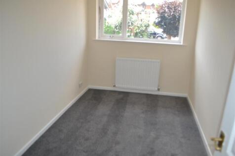 Bed 2.JPG