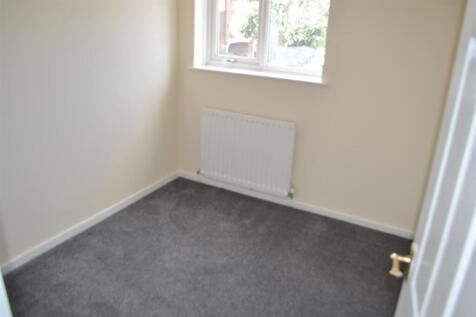 Bed 3.JPG