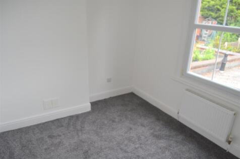 Bed 2.JPG