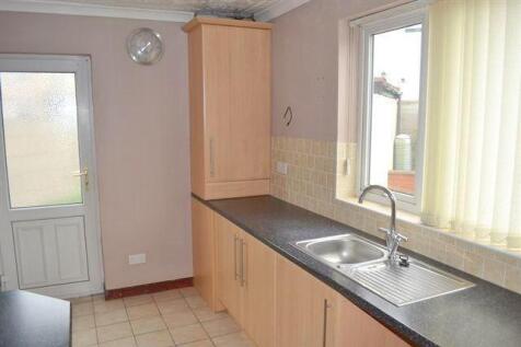 kitchen 2.jpg