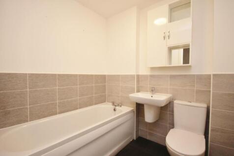 Bathroom.JPG