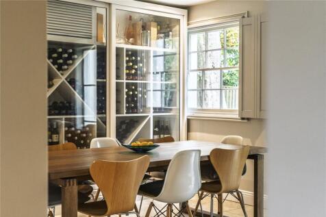 Breakfast Room