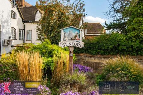 Location St Neots Sign.