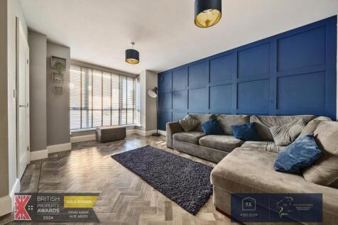Lounge.
