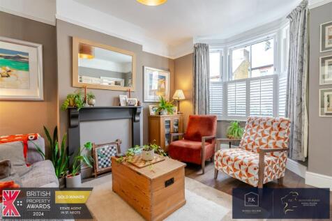 Sitting Room.