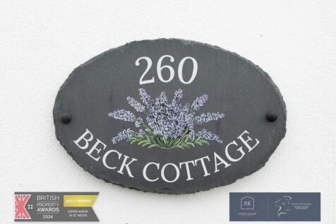 Beck Cottage Sign.