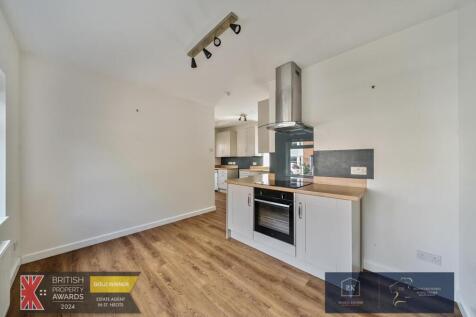 Kitchen/ Family Room.