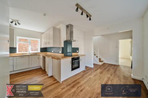Kitchen/ Family Room.