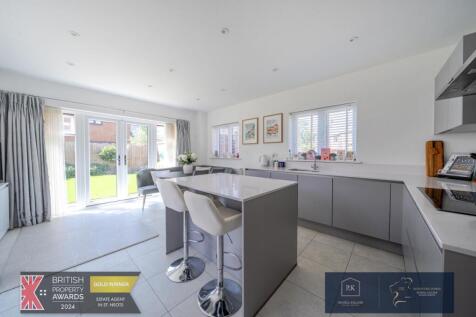 Kitchen Family Room.