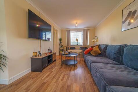 Living dining room