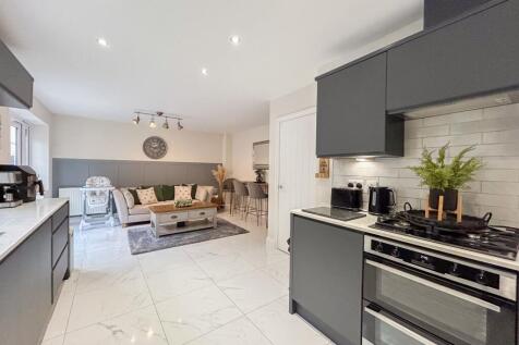 Kitchen/Dinning Room