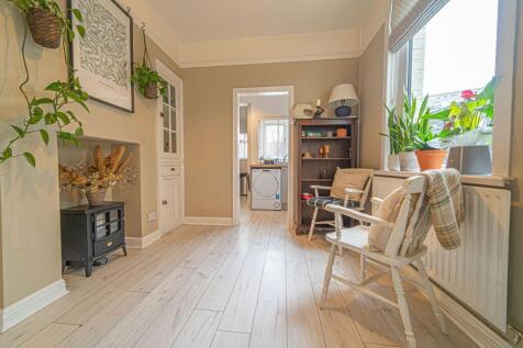 Breakfast Room