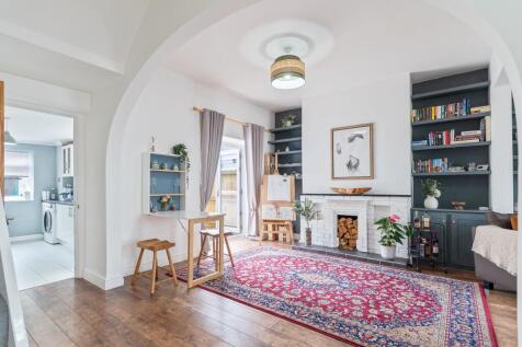Living Room/Dining Room