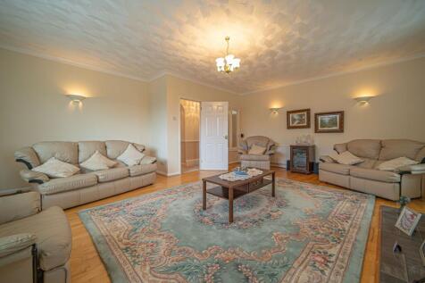 Bedroom/Family Room