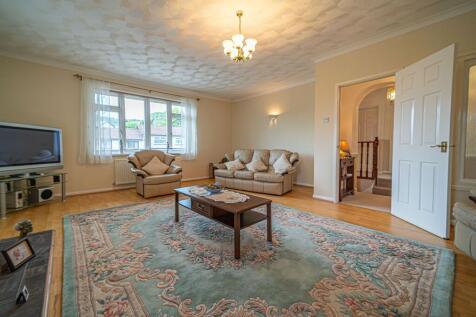 Bedroom/Family Room