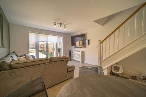 Living Room/Dining Room