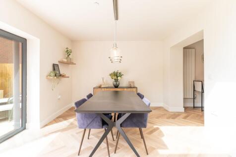 Lounge/Diner