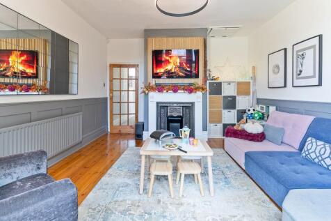 Bedroom/Reception Room