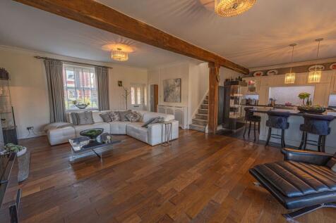 Kitchen/Lounge