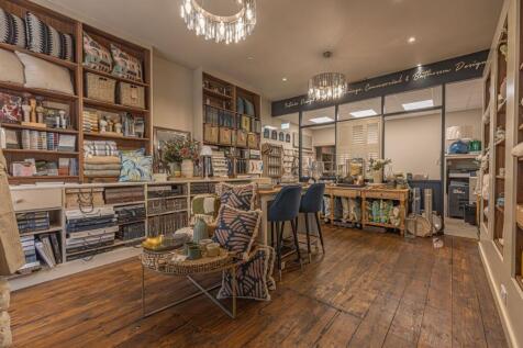 Retail Space / Office