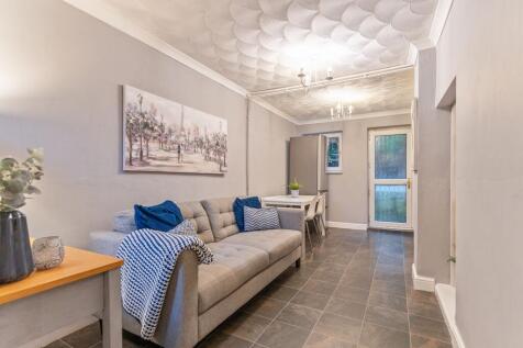 Kitchen/Sitting room