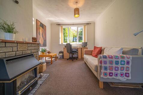 Living Room/Dining Room