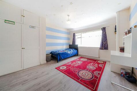 Bedroom 3.JPG