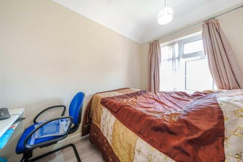 Bedroom 5.JPG
