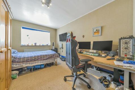 Bedroom 3.jpg