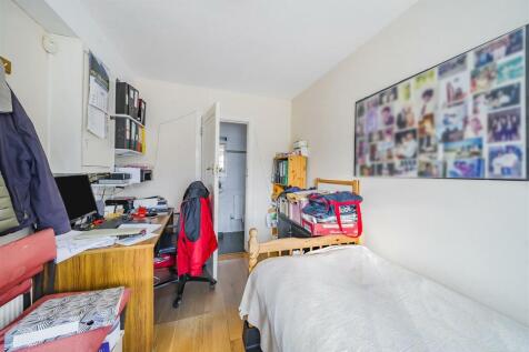 Bedroom 4.jpg