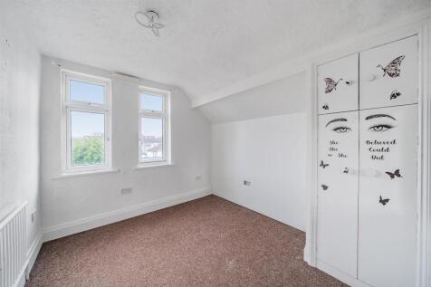 Bedroom 2.jpg