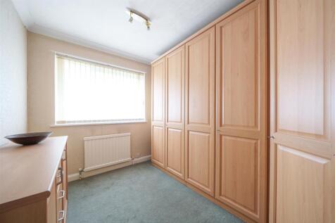 Bedroom 5.jpg