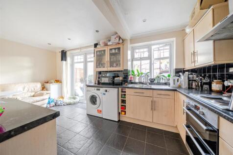 Kitchen Reception Room.jpg