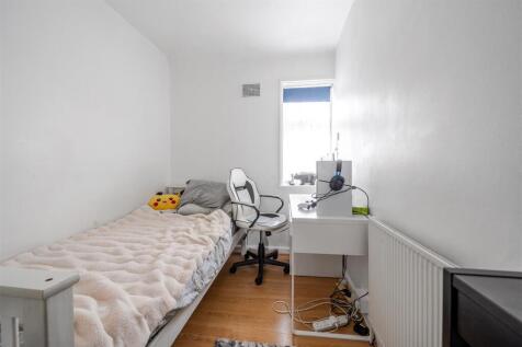 Bedroom 3.jpg