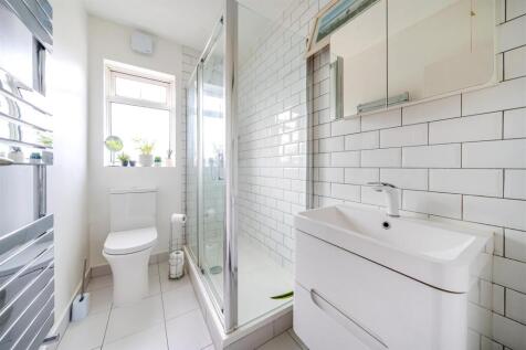 Shower Room.JPG