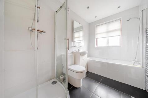 Bathroom.JPG
