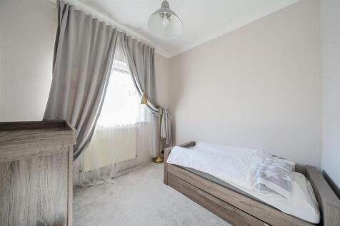 Bedroom 3.jpg