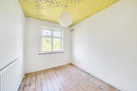 Bedroom 3.jpg