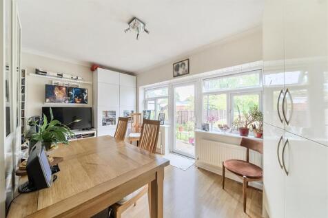 Dining Room.jpg