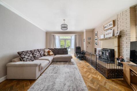 Rear Lounge.jpg