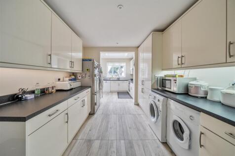 Kitchen.jpg