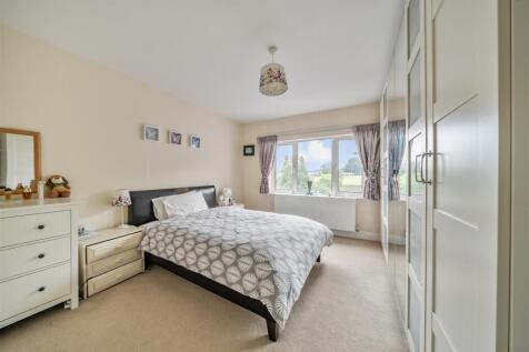 Bedroom 2.jpg