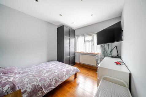 Bedroom 3.jpg