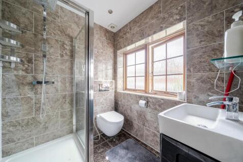 Shower Room 3.jpg