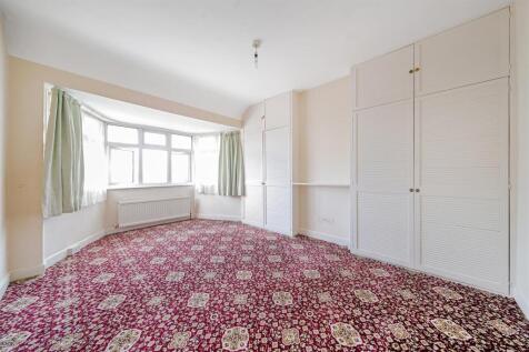 Bedroom 1.JPG