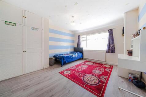 Bedroom 3.JPG