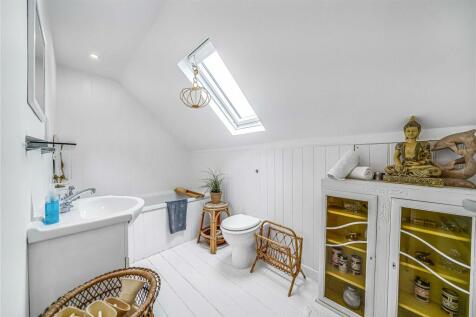Upstairs Bathroom