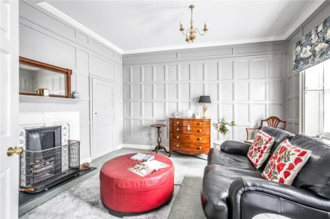 Bedroom/ Snug