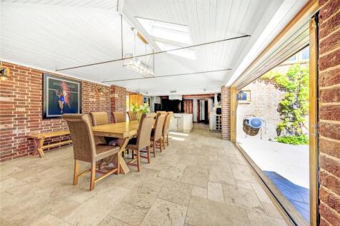Open Plan Kitchen